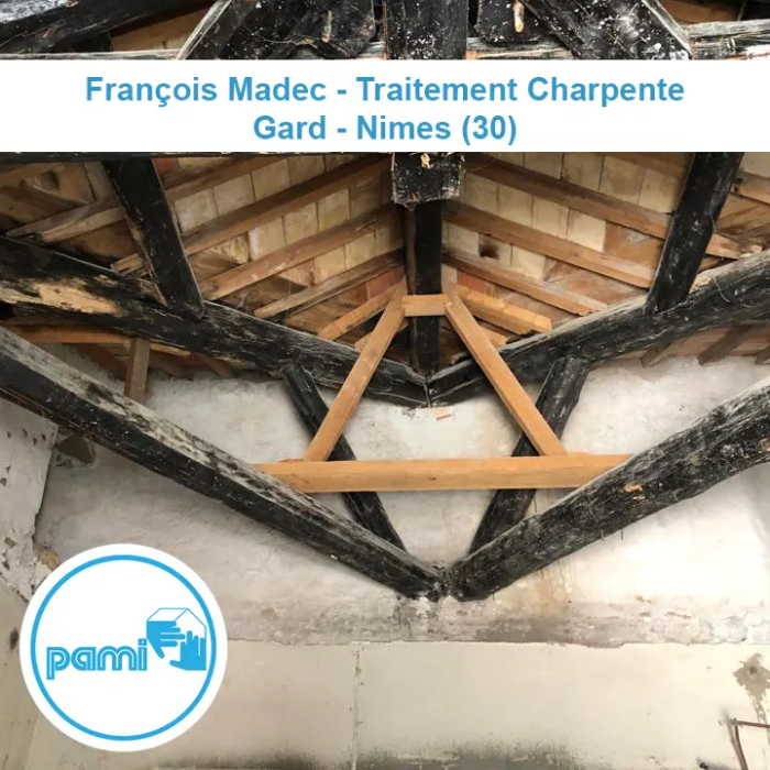 Traitement charpente à Nimes (30).