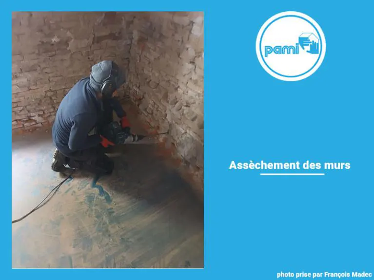 Traitement assèchement des murs par notre entreprise Pami sur la ville de Castres dans le département du Tarn, traitement effectué par notre technico-commercial François Madec.